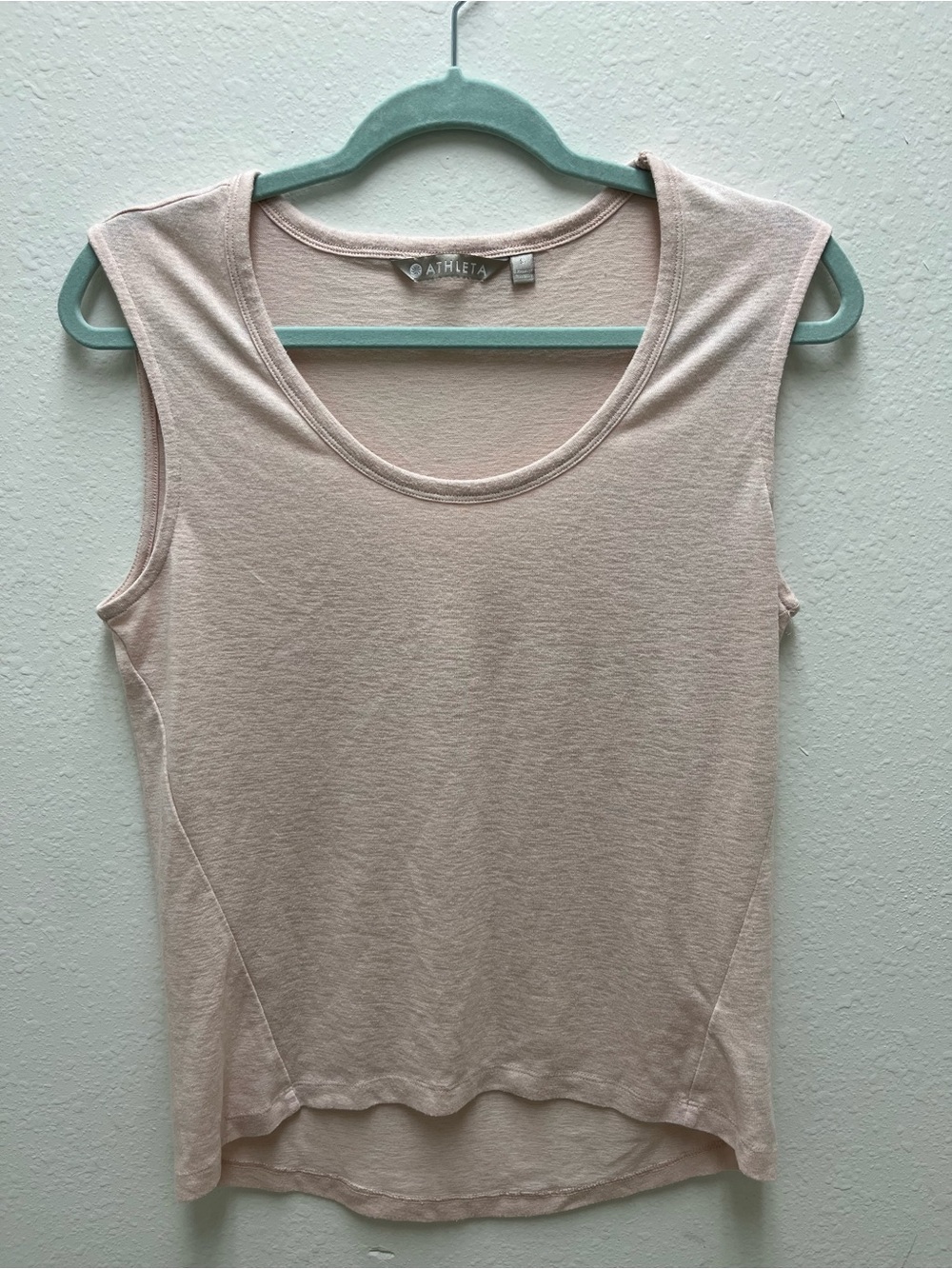 Athleta Soft Blush Sleeveless Scoop Neck Tank